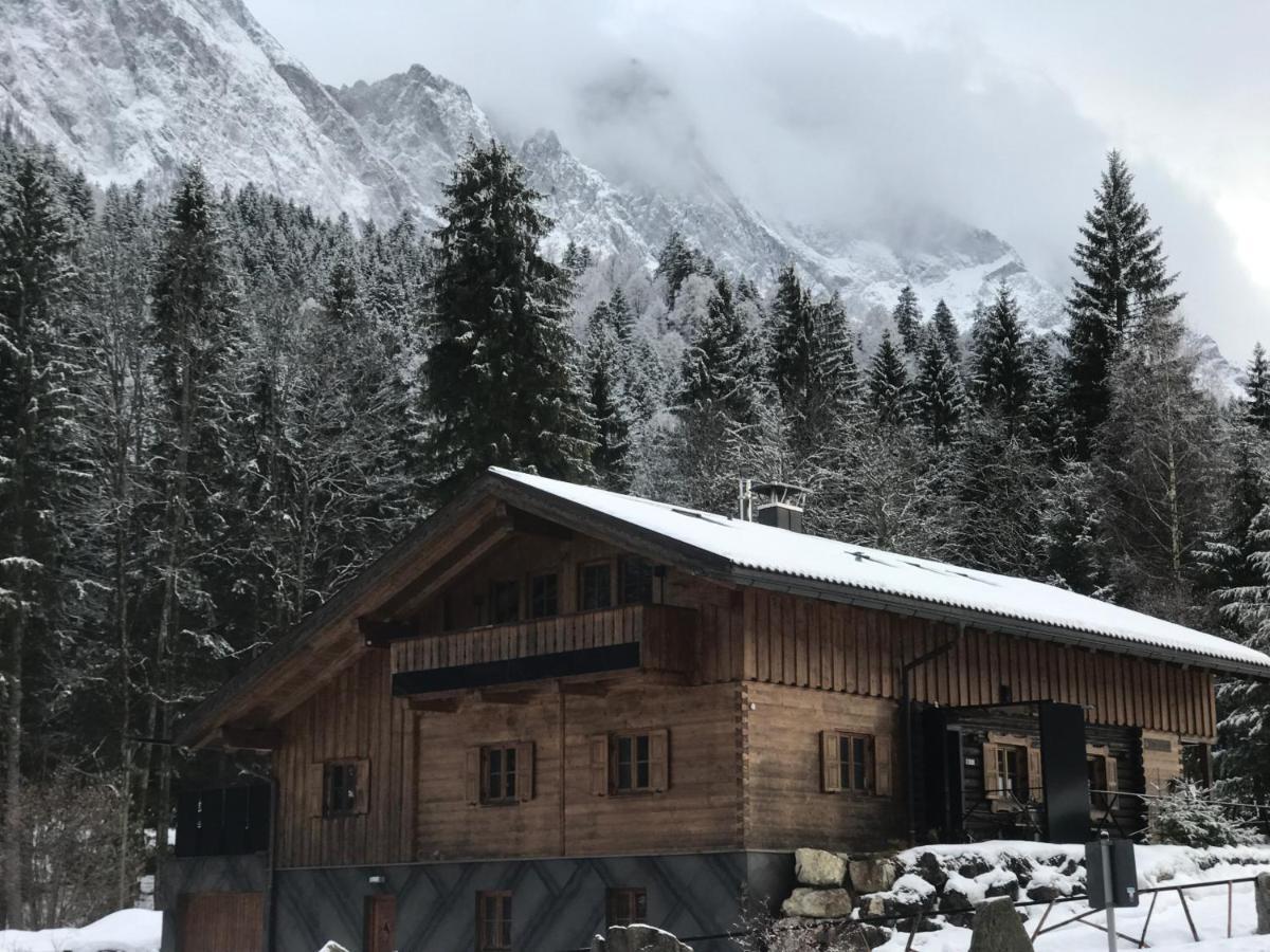 Chalet S - 5 Sterne Luxus Ferienhaus Direkt Am Eibsee Und Zugspitze Grainau Exterior photo